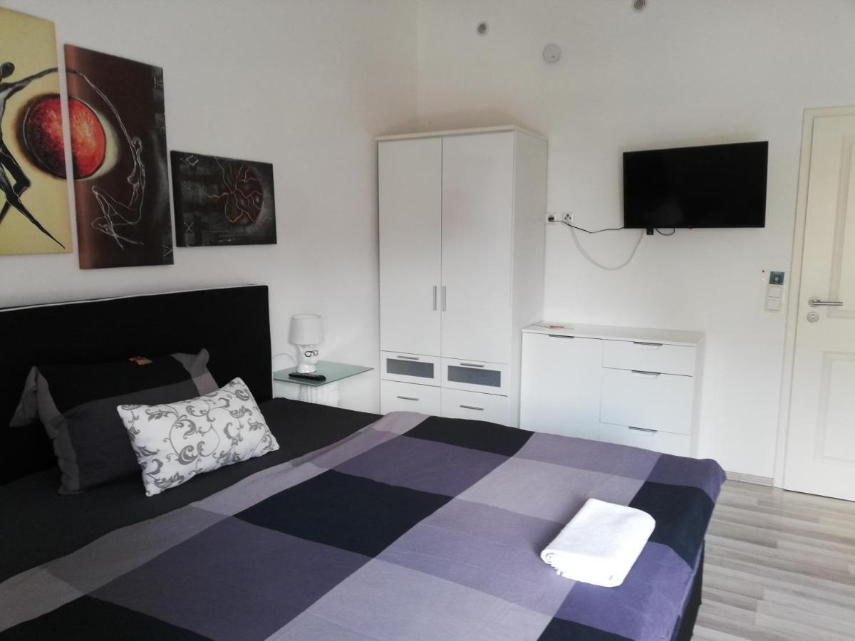 Villaci Business Apartments Leimen  Ngoại thất bức ảnh