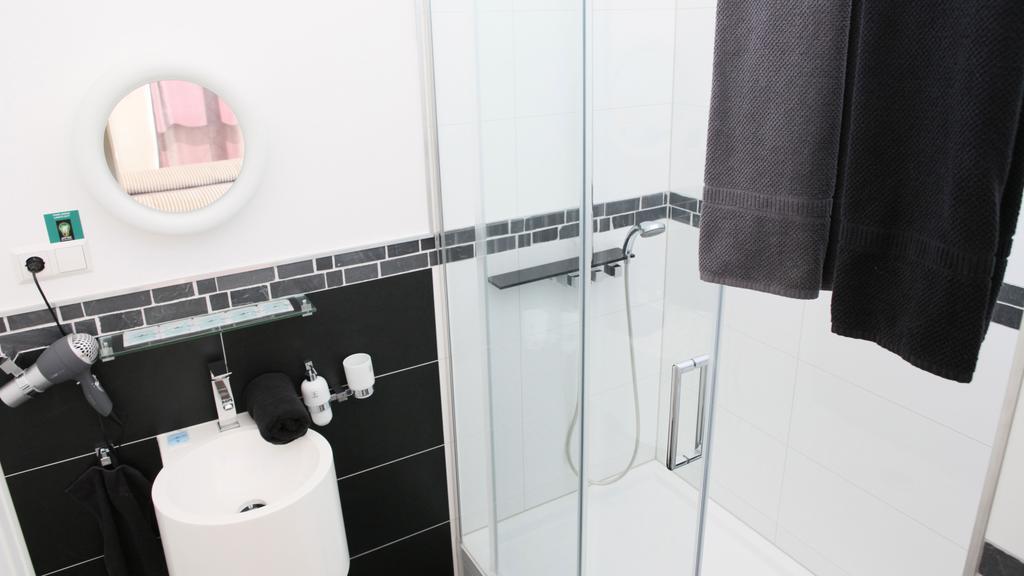 Villaci Business Apartments Leimen  Phòng bức ảnh