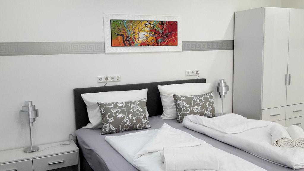 Villaci Business Apartments Leimen  Ngoại thất bức ảnh