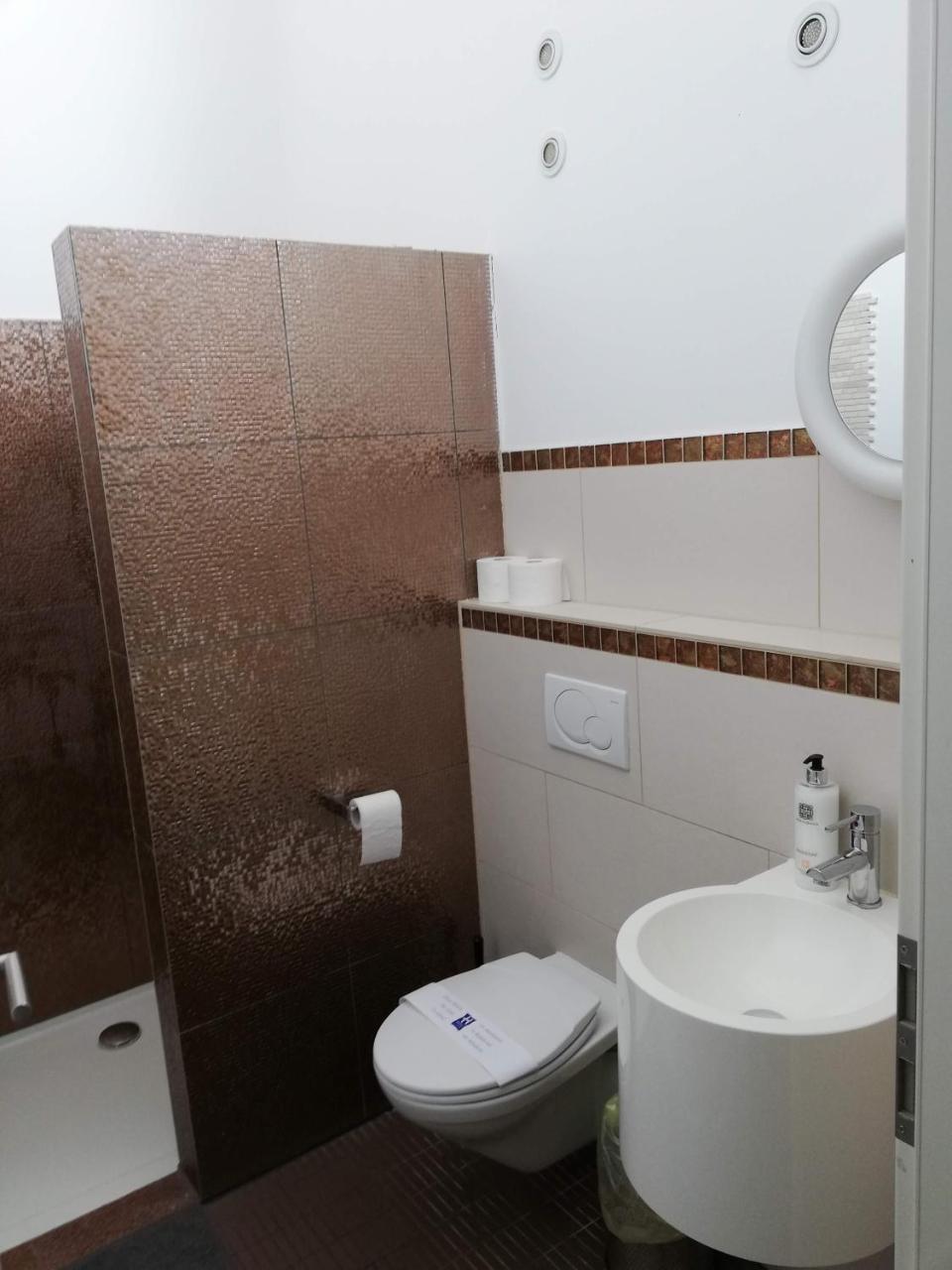 Villaci Business Apartments Leimen  Ngoại thất bức ảnh